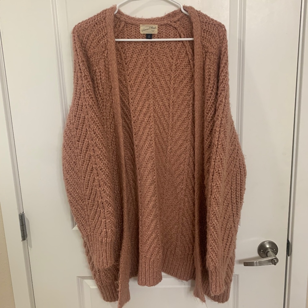 Chunky knit pink cardigan